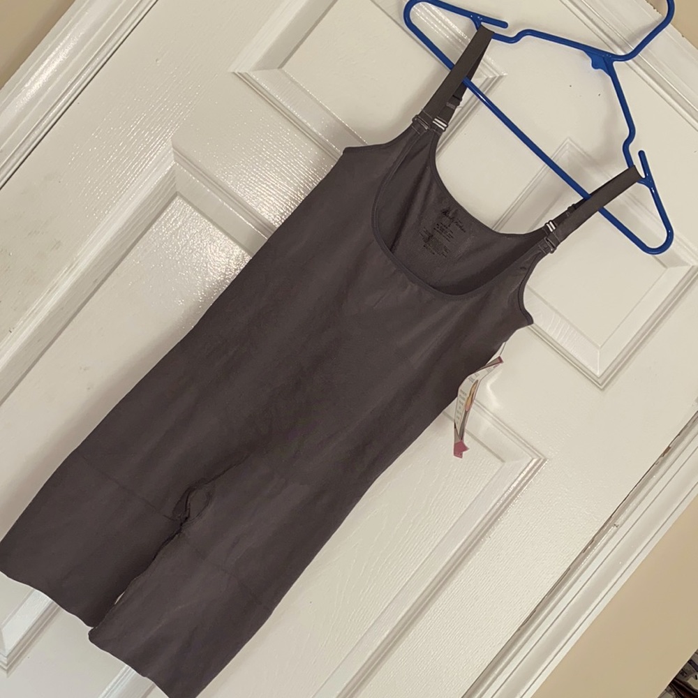 Black Fuchsia by Secret Lace Shapewear L - NWT